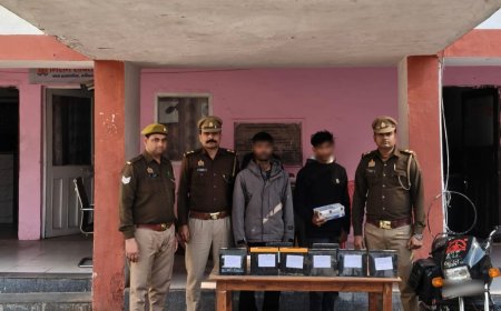 आगराः 24 घंटे में चोरी का खुलासा, कर्मचारी ही चुरा रहा था फैक्ट्री से बैटरियां, चोर संग खरीदार भी गिरफ्तार