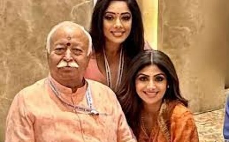 आरएसएस  के इवेंट में शामिल हुईं रुपाली गांगुली, तस्वीरें शेयर कर जाहिर की खुशी, बोलीं- 'मेरे लिए गर्व की बात है