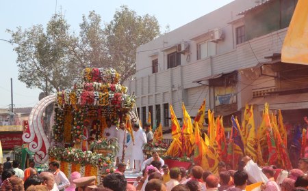 श्याम नाम से गुंजायमान हुआ आगरा: अलौकिक भव्यता, आस्था और अनुशासन के साथ निकली श्री खाटू श्याम जी फाल्गुन महोत्सव शोभायात्रा