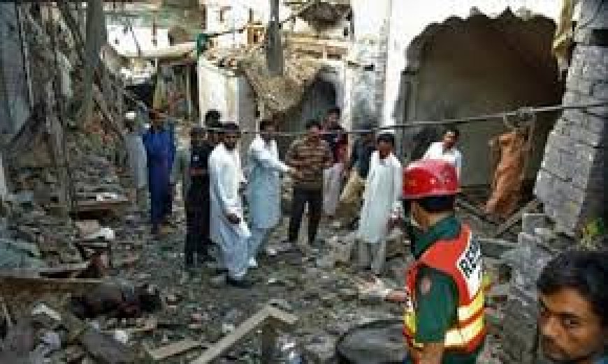 पाकिस्तान के इस्लामाबाद शहर के शिया इमामबाड़े में आत्‍मघाती हमला,  15 की मौत, 80 से ज्यादा घायल