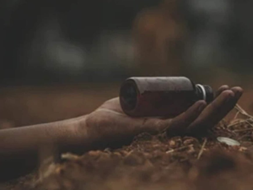 एत्मादपुर में युवक ने की आत्महत्या, ब्लैकमेलिंग के आरोप में पांच नामजद