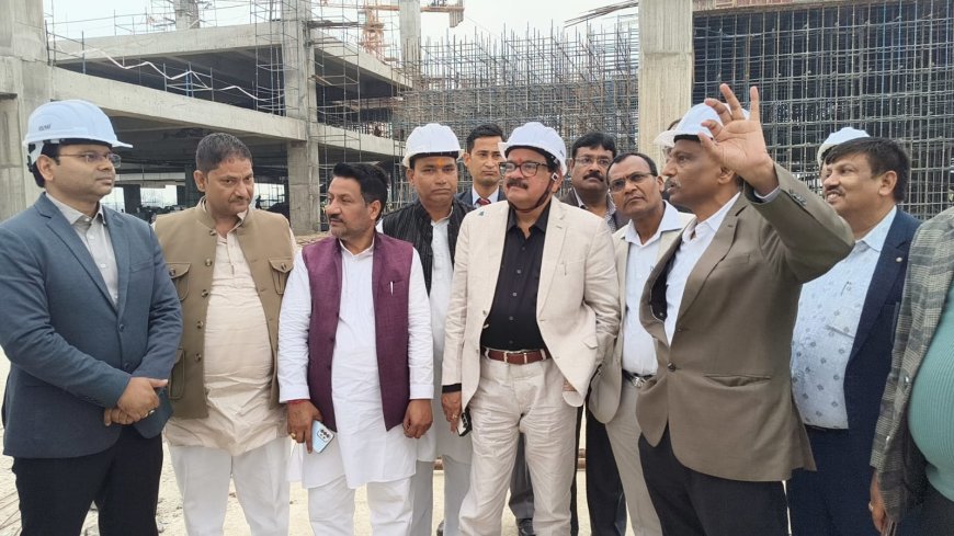 अटल बिहारी वाजपेयी के नाम पर होगा आगरा का नया एयरपोर्टः शहीद पृथ्वी सिंह चौहान के नाम पर होगा लाउंज, हवाई अड्डा सलाहकार समिति ने  पारित किये प्रस्ताव, दिसंबर 2026 तक न्यू सिविल एन्क्लेव पूरा करने का लक्ष्य,  गुवाहाटी, शिलांग, कोलकाता, जम्मू, सूरत और चेन्नई के लिए उड़ानों पर भी हुई चर्चा