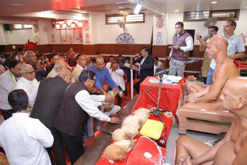 आगरा में उपाध्यायश्री विहसंतसागर महाराज का 15वां दीक्षा स्मृति समारोह भक्ति भाव से मना