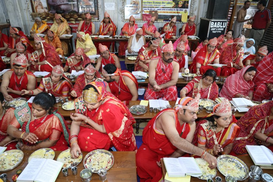 शालीमार एन्क्लेव जैन मंदिर में श्री सिद्धचक्र महामंडल विधान के तीसरे दिन उमड़ा आस्था का सैलाब