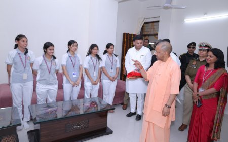 महिला दिवस पर मथुरा पहुंचे सीएम योगी आदित्यनाथ: छात्राओं से संवाद कर दिया नारी सशक्तिकरण का संदेश, चॉकलेट देकर बढ़ाया उत्साह, पर्यटन थाने का उद्घाटन भी किया