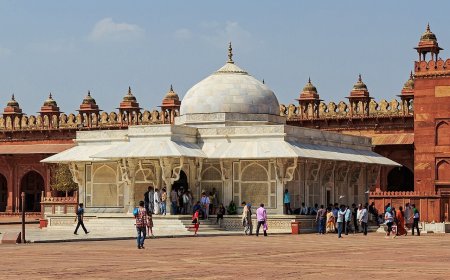 हजरत शेख सलीम चिश्ती की दरगाह में गूंजेगा इश्क़-ए-इलाही का पैगाम, 456वें उर्स पर सजेगा “रंग-ए-सूफ़ियाना”