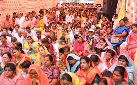 आगरा में गूंजे आदिनाथ के जयकारे: नॉर्थ ईदगाह में भव्य रथयात्रा, ओल्ड ईदगाह में निकली पालकी यात्रा, जन्म-तप कल्याणक पर उमड़ा श्रद्धा का सागर