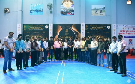 गैस को लेकर अफवाहों पर बरेली विवि के कुलपति का बड़ा संदेश: सक्षम लोग न करें भंडारण, खुद दो महीने चूल्हे पर बनवाएंगे खाना; बोले- देश में गैस संकट नहीं