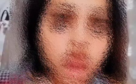 मरने के अलावा कोई चारा नहीं’, यही शब्द बोले हैं सुसाइड करने वाली फैशन डिजाइनर ने ताजगंज पुलिस के लिए, क्या यह मृत्यु पूर्व बयान की श्रेणी में नहीं आता? कानूनन आता है तो फिर ताजगंज थाने के जिम्मेदारों पर एक्शन के मामले में चुप्पी क्यों?   