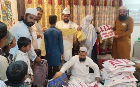 दरगाह आला हज़रत से मिलीं ईद की खुशियां: जरूरतमंद बच्चों को कुर्ता-पजामा, महिलाओं को सूट देकर बांटी ‘ईदी’