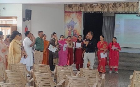 सेंट पैट्रिक्स स्कूल में मेंटल हेल्थ पर वर्कशॉप, बिहेवियर साइंटिस्ट डॉ. नवीन गुप्ता ने शिक्षकों को दी ‘मानसिक महामारी’ से निपटने की ट्रेनिंग