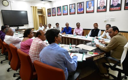 नीतियों से लेकर नियुक्तियों तक बड़े फैसले!: रोहिलखंड विवि कार्य परिषद की बैठक में एआई पॉलिसी पास, एम.टेक फीस घटी, वेतन बढ़ा