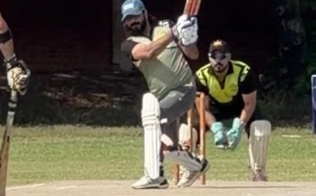 छक्कों-चौकों की बरसात में गूंजा सेंट जॉन्स ग्राउंड: विक्की बाबा की विस्फोटक पारी पर भारी पड़े मार्कोस कमांडो, रोमांचक मुकाबले में दर्ज की दमदार जीत