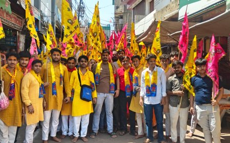 भव्य निशान यात्रा में खाटू नरेश के जयकारों से गूंजा फतेहपुर सीकरी