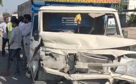 एत्मादपुर में ट्रेलर की टक्कर से मैक्स ट्रैक्टर में घुसी, दो युवक घायल, ट्रेलर चालक पकड़ा, ट्रैक्टर चालक फरार