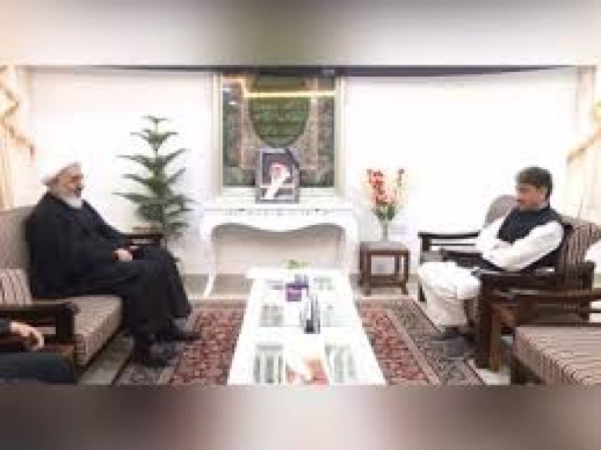 खामेनेई की मौत पर पहले सरकार पर भड़कीं सोनिया गांधी,  फिर कांग्रेस सांसद को संवेदना जताने भेजा!