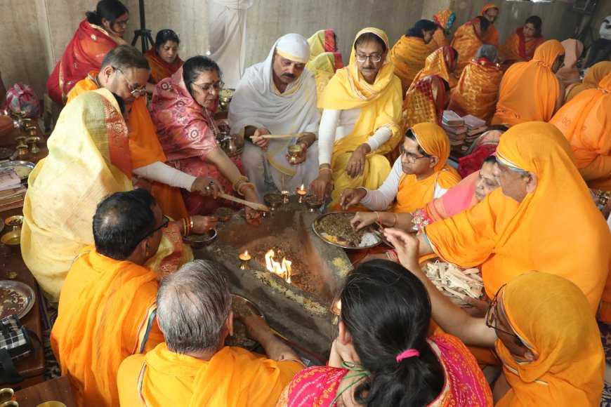आगरा के श्री शांतिनाथ जैन मंदिर में सिद्धचक्र महामंडल विधान सम्पन्न, विश्व शांति के लिए हुई पूर्णाहुति