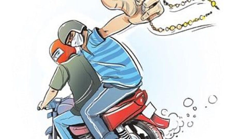 आगरा में स्नैचिंग की कोशिश नाकाम, भागते बदमाशों को पीड़ित ने धर दबोचा, हाथापाई में तीन घायल