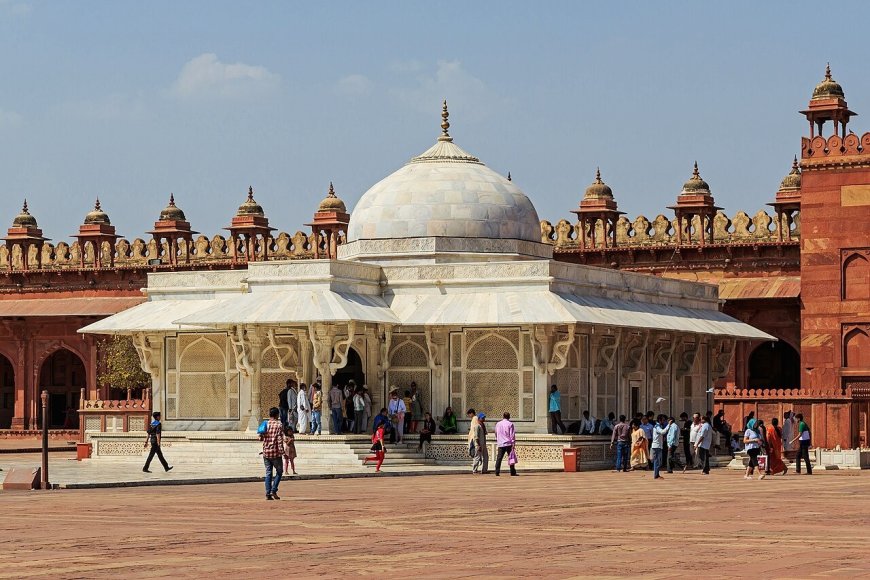 हजरत शेख सलीम चिश्ती की दरगाह में गूंजेगा इश्क़-ए-इलाही का पैगाम, 456वें उर्स पर सजेगा “रंग-ए-सूफ़ियाना”