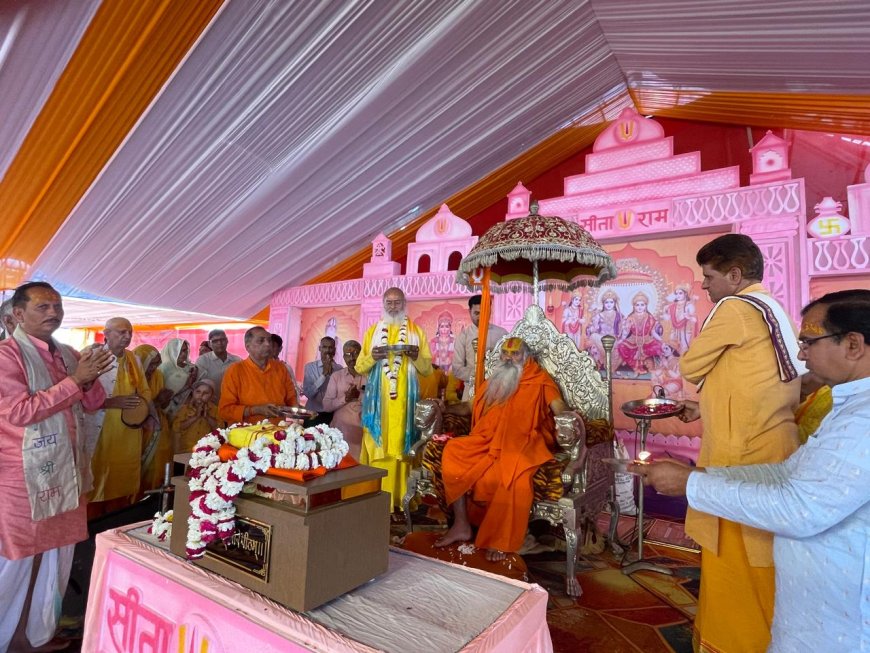 रामकथा की अमृतधारा में डूबा आगरा: कथा पंडालों में गूंजे जय श्रीराम के जयकारे, भक्ति-भाव और संस्कारों का संदेश