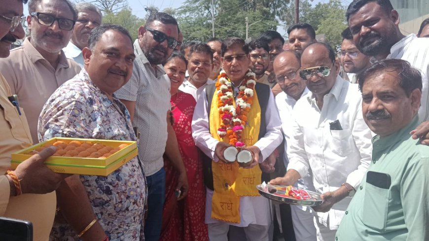 छावनी में सड़क निर्माण को मिली हरी झंडी, विधायक डॉ. जीएस धर्मेश ने सड़क का किया शिलान्यास