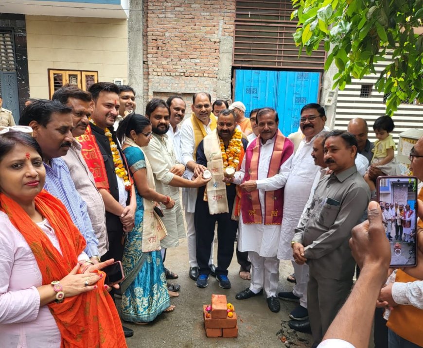 आगरा उत्तर क्षेत्र में विधायक निधि से 50 लाख की लागत से बनने जा रहीं तीन सड़कें, शिलान्यास