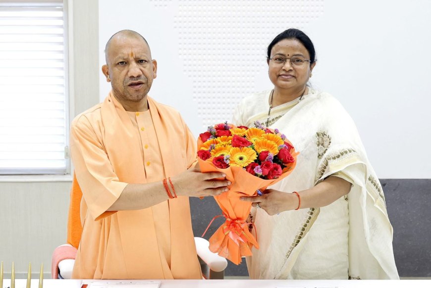 नई व्यवस्था से जन्म-मृत्यु प्रमाण बनवाने में हो रही महीनों की देरी, जनता त्रस्त, आगरा की महापौर ने सीएम से मिलकर बताई समस्या