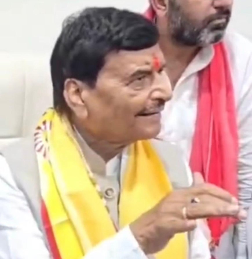 भाजपा कर रही गंगा और शंकराचार्य दोनों का अपमान, आगरा में शिवपाल यादव का भाजपा पर तीखा प्रहार