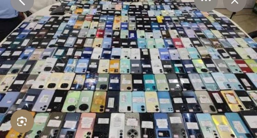 आगरा पुलिस का टेक्नोलॉजी स्ट्राइक, 304 गुम मोबाइल बरामद, 1 करोड़ से ज्यादा की रिकवरी