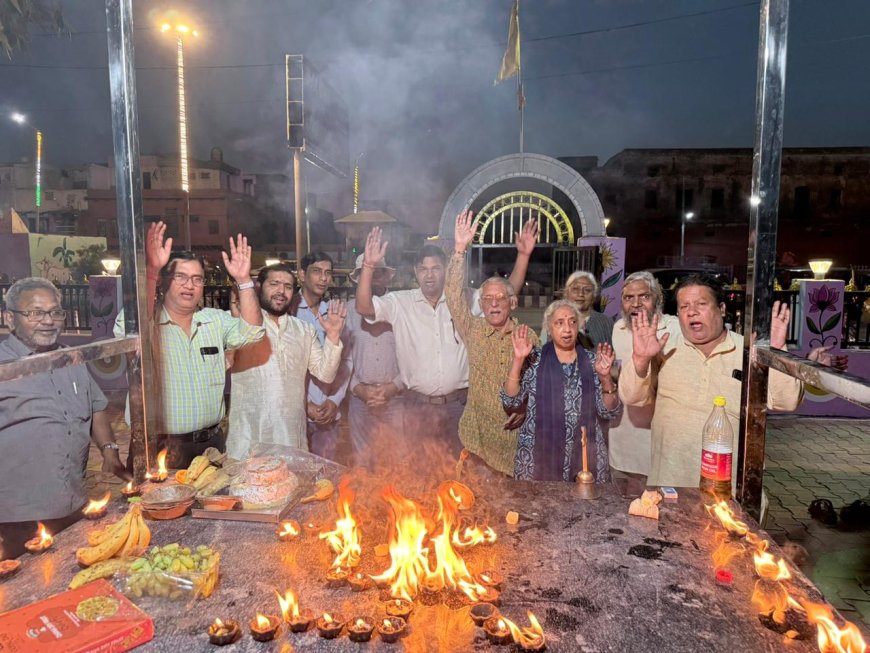 मां यमुना के अवतरण दिवस पर उमड़ी आस्था की लहर, यमुना आरती स्थल पर दुग्धाभिषेक