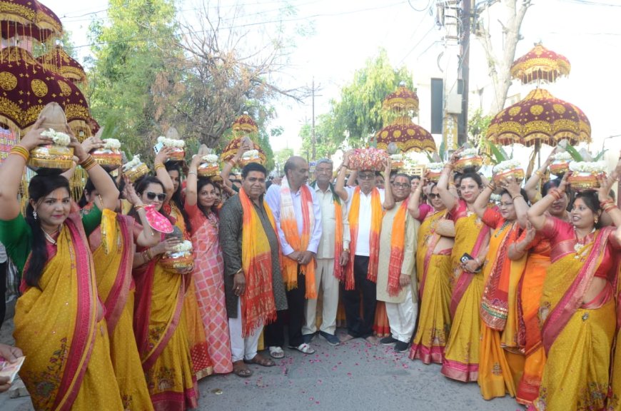 राममय हुआ कमला नगर: कावेरी मंदिर में हो रही राम कथा की कलश यात्रा में दिखा सनातन का स्वरूप