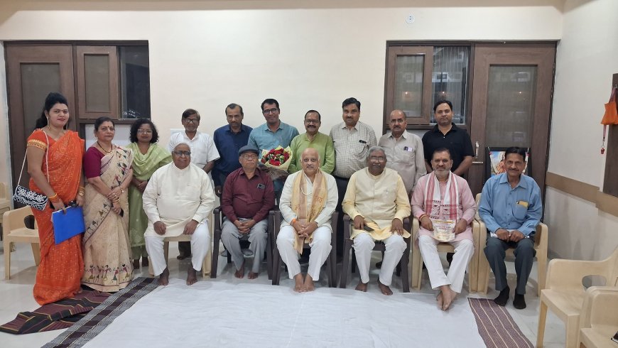 कला के जरिए सनातन चेतना जगाने का आह्वान, संस्कार भारती के राष्ट्रीय पदाधिकारियों ने आगरा में भरी नई ऊर्जा