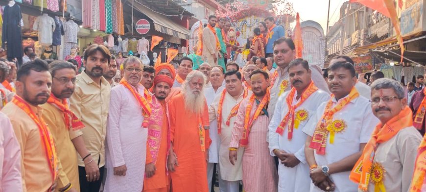 रामनवमी पर आस्था उमड़ीः दरियानाथ मंदिर से निकली भव्य शोभायात्रा, अंजनी धाम महोत्सव की तैयारियां, सेंट्रल जेल में हवन, खाटू श्याम मंदिर में कन्या पूजन और कावेरी मंदिर में रामकथा से धर्ममय हुआ आगरा