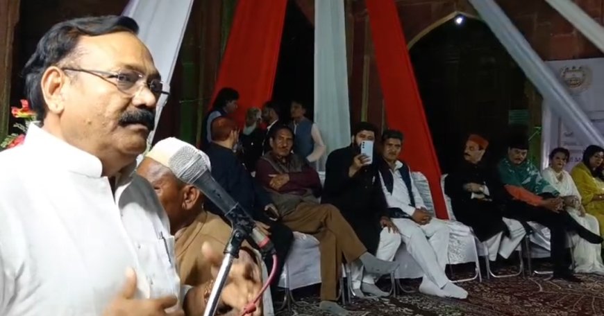 फतेहपुर सीकरी दरगाह में शायरी की गूंज, ‘रंग ए सूफियाना’ ने जलाई कौमी एकता की मशाल!