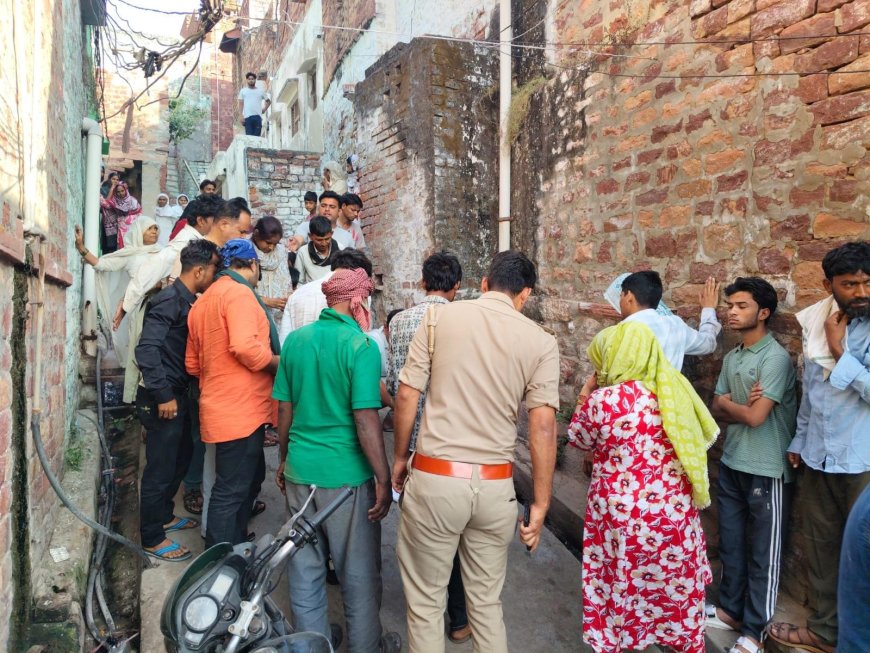 फतेहपुर सीकरी में इंसानियत शर्मसार, सुनसान जगह पर मिला 6 माह का भ्रूण, मंजर देख दहल उठे लोग