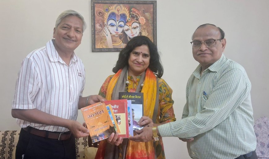 विदेश में हिंदी का परचम फहराने वाली रीता कौशल का आगरा आगम पर सम्मान