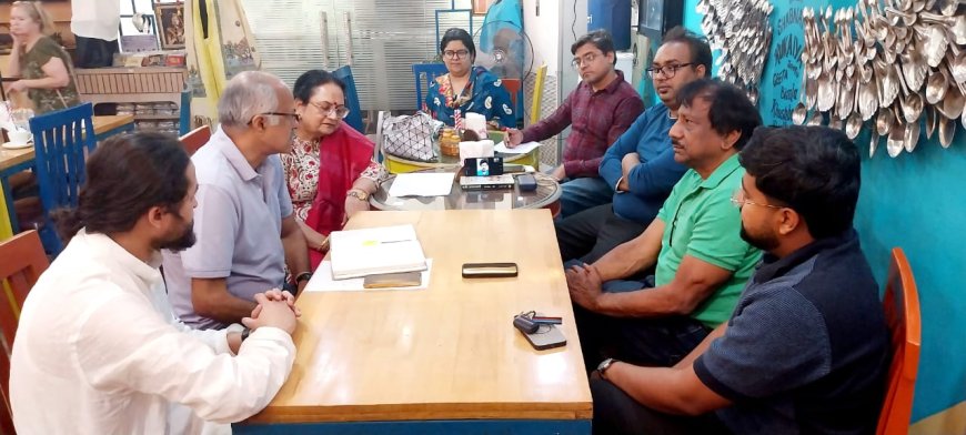 ‘जनकवि’ नजीर अकबराबादी की उपेक्षित विरासत पर उठा शहर का गुस्सा—हस्ताक्षर अभियान से सरकार को चेतावनी, स्मारक से मेट्रो तक नाम देने की मांग तेज