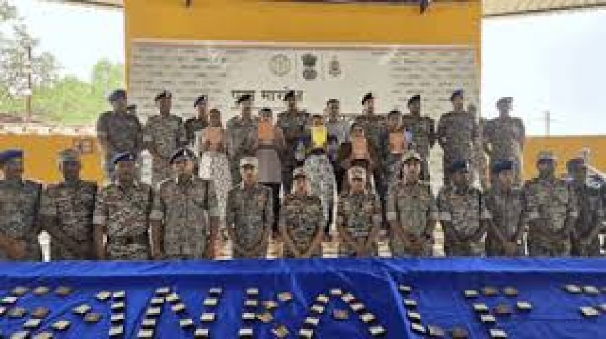 डेडलाइन के आखिरी दिन बस्तर संभाग में 25 नक्सलियों का सरेंडर,  93 हथियार और 14 करोड़ रुपये बरामद