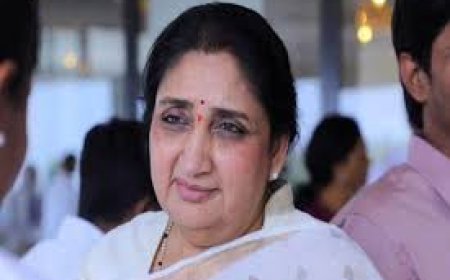 सुनेत्रा पवार ने दिखाई राजनीतिक चतुराई,  बदल दिया सियासी समीकरण,  पति अजित पवार का गढ़ बचाने को उद्धव से मांगा समर्थन 