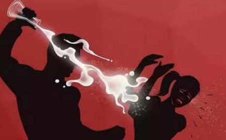 आगरा में दोस्त बने हैवान, छात्र पर तेजाब फेंककर कपड़ों में लगाई आग, जिंदा जलाने की कोशिश