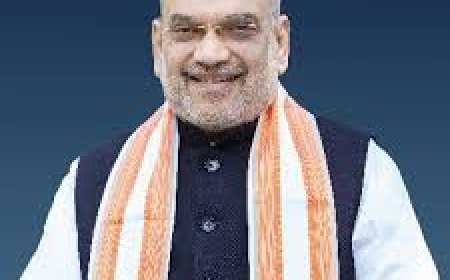 चुनावी मोड में बीजेपी,   पश्चिम बंगाल में अमित शाह ने जारी किया संकल्प पत्र,  कहा-'ये लोगों को नई आशा और भरोसा देगा'