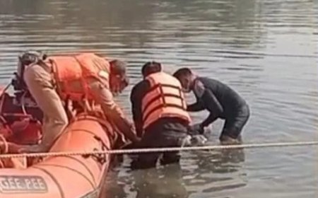 वृन्दावन नाव हादसा: दो और शवों की बरामदगी के साथ मौतों का आंकड़ा 13 हुआ, अभी भी तीन की तलाश जारी, लापरवाही, लचर निगरानी ने ली मासूम तीर्थयात्रियों की जान, ठेकेदार और बोट चालक की गिरफ्तारी तो ठीक, लेकिन क्या अधिकारी इस हादसे के लिए जिम्मेदार नहीं?