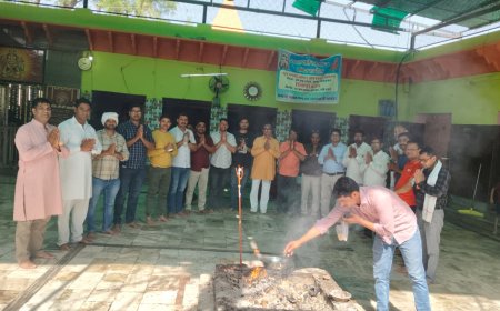 सीकरी में सोमवार के तीन घटनाक्रम: शिक्षकों ने मंदिर में की टीईटी से मुक्ति के लिए प्रार्थना, मस्जिद के पास आग से मची अफरा-तफरी, गौशाला में गाय के अवशेष मिलने पर प्रशासन बजरंगी आक्रोशित