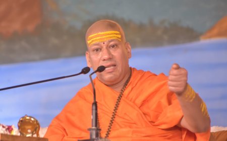 ‘राम-भरत मिलाप’ प्रसंग ने भिगोई श्रद्धालुओं की आंखें, परखम में उमड़ा आस्था का सागर, व्यास पीठ से स्वामी कैलाशानंद गिरि महाराज बोले- गौ-सेवा सर्वोपरि तीर्थ