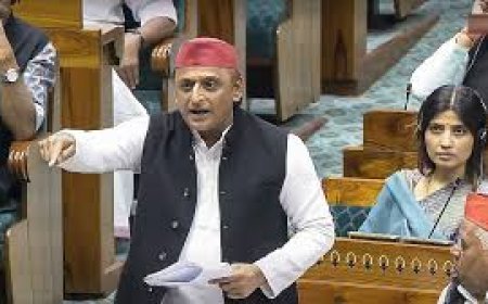 महिला आरक्षण पर अखिलेश यादव ने भाजपा को घेरा,  बोले - 'दिल्ली की सीएम हाफ सीएम हैं',  भाजपा के महिला सांसद कम हैं