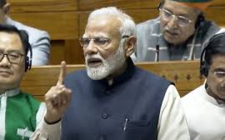 पीएम मोदी ने कहा,  30 वर्षों के इतिहास से सबक लें,  महिला आरक्षण का विरोध किया तो महिलाएं माफ नहीं करेंगी,  परिसीमन पर राज्यों को दिया भरोसा