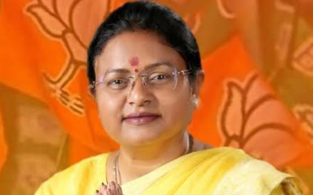 महिला आरक्षण पर आगरा की महापौर का तीखा हमला: ‘विपक्ष डकैत और मोदी धुरंधर’, देश की महिलाएं अपना हक लेकर रहेंगी