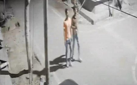 शादी में गया परिवार, सूने घर पर चोरों का धावा, सीसीटीवी में कैद हुई लाखों की चोरी