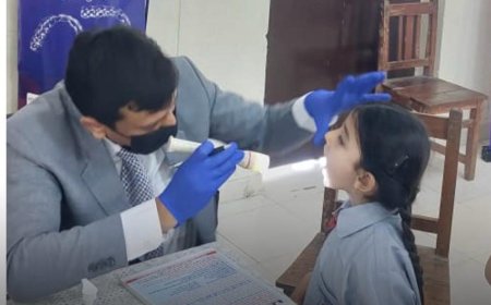 700 छात्रों का हेल्थ चेकअप, ‘स्वीट टूथ’ का स्कूल में जागरूकता अभियान, मुस्कान के साथ सेहत का संदेश