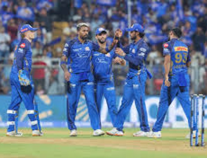 मुंबई इंडियंस को आरसीबी ने आसानी से हराया,  प्वाइंट टेबल में आरसीबी तीसरे स्थान पर,  केकेआर नहीं जीत पाई है कोई मैच